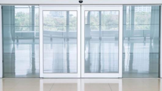 انواع درب های اتوماتیک شیشه ای