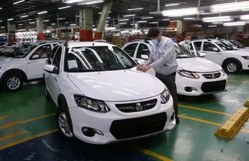 کف قیمت خودرو به ۷۰۰ میلیون رسید